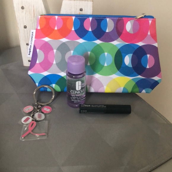 Clinique Other - ⭐️ SALE⭐️Clinique Set/Bundle